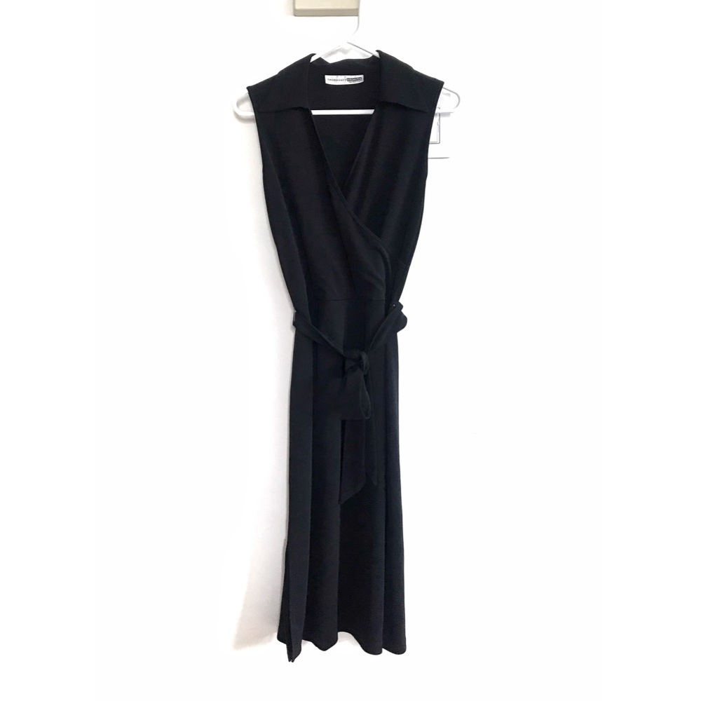 Necessary Objects by Ady Gluck Frankel Black Surplice V-Neck Dress S/M